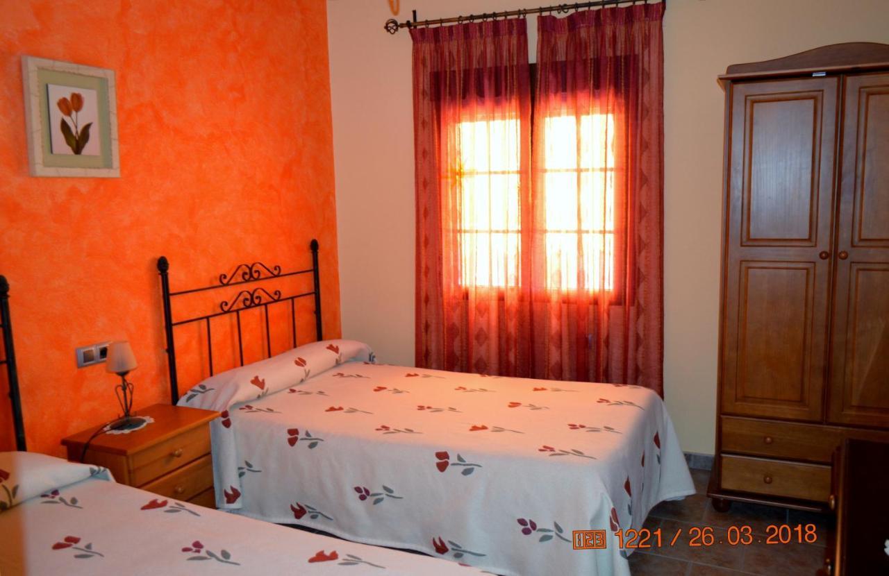 Posada La Reja Malpica de Tajo Екстериор снимка