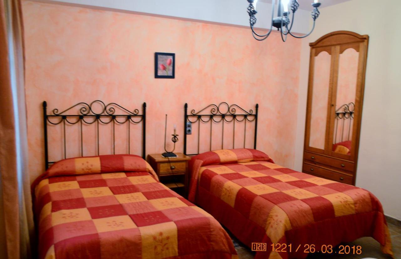 Posada La Reja Malpica de Tajo Екстериор снимка