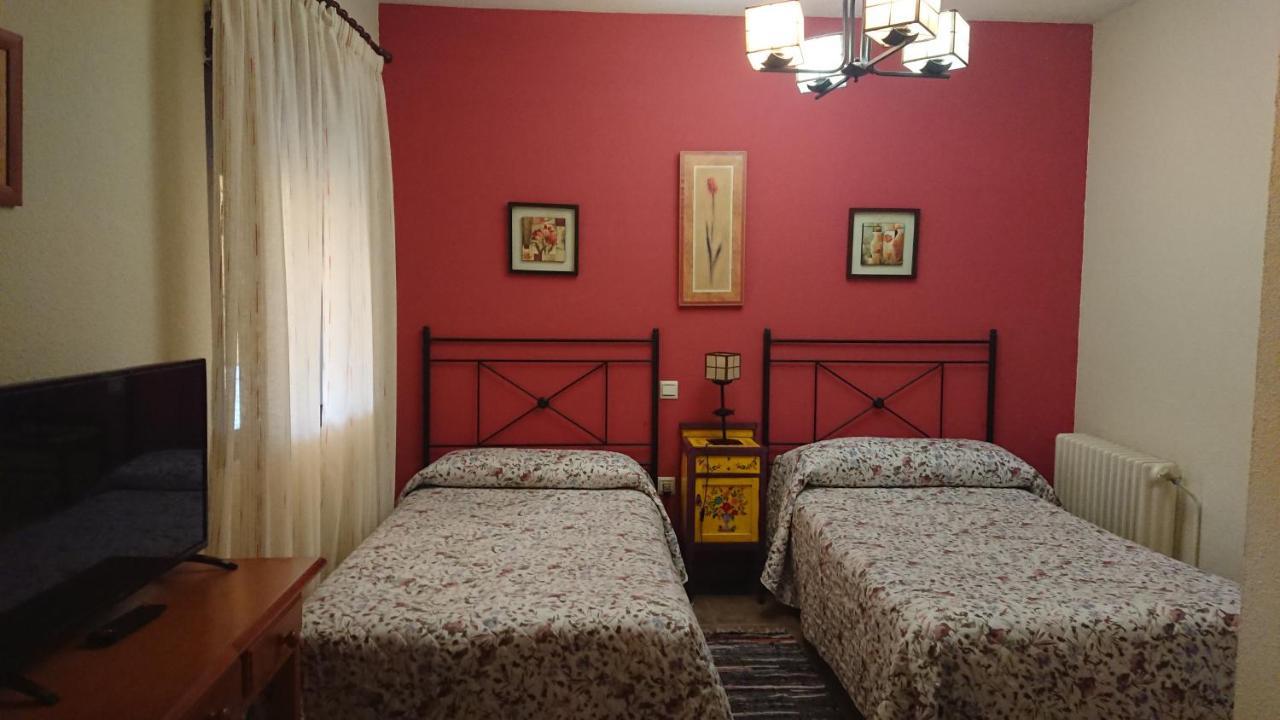 Posada La Reja Malpica de Tajo Екстериор снимка
